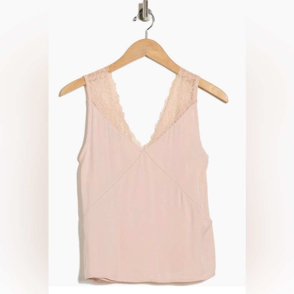 Scotch & Soda Lace Trim Shell
in Peach Whip